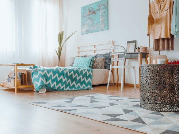 Renovated apartment at last floor